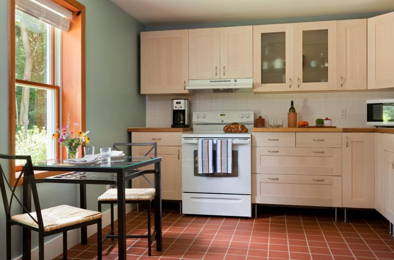 Bed and Breakfast Brampton 1860 Честертаун Экстерьер фото