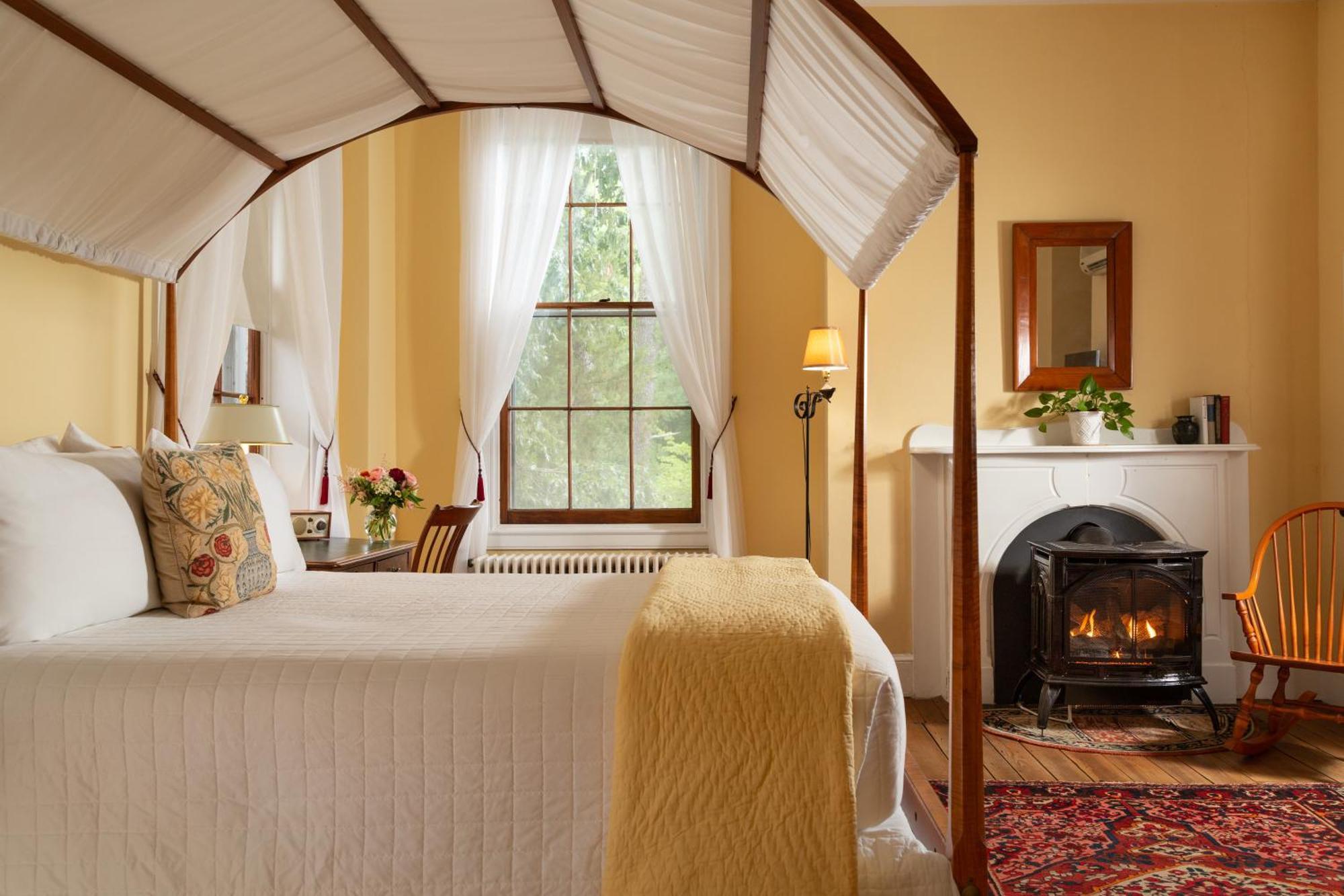 Bed and Breakfast Brampton 1860 Честертаун Экстерьер фото