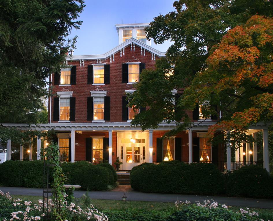 Bed and Breakfast Brampton 1860 Честертаун Экстерьер фото