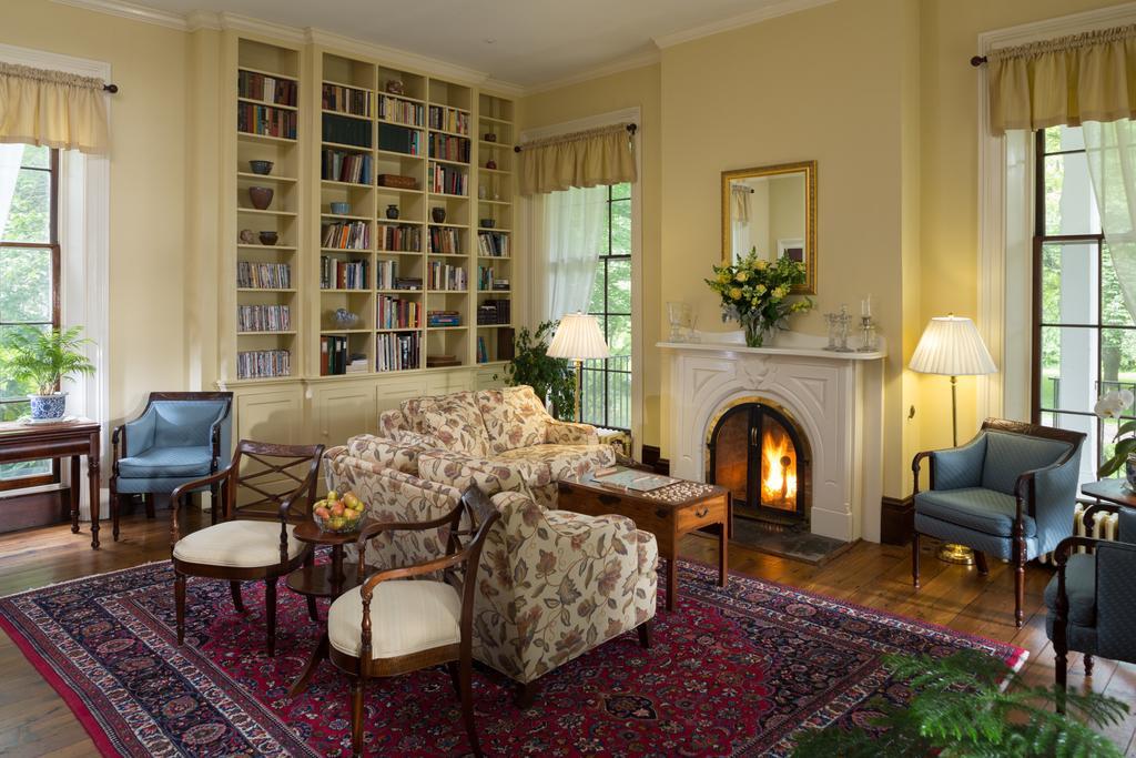 Bed and Breakfast Brampton 1860 Честертаун Экстерьер фото